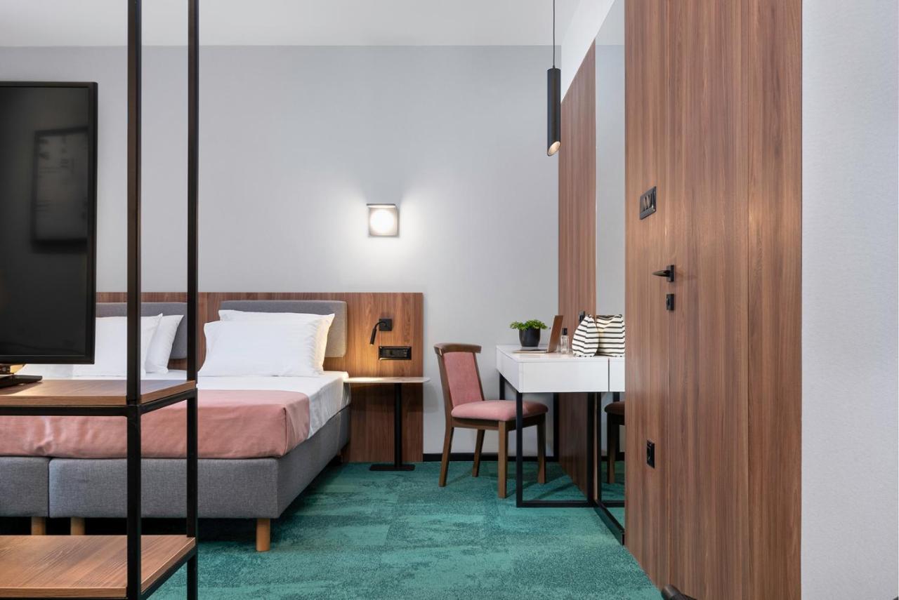 Hotel Tim'S Skopje Zewnętrze zdjęcie
